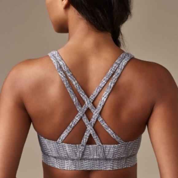 lululemon athletica Other - Lululemon Women's Energy Sportsbra Power Luxtreme Criss Cross Strappy Back Bra 6